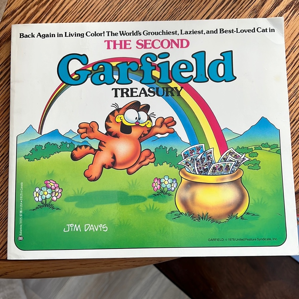 The Second Garfield Treasury vintage book